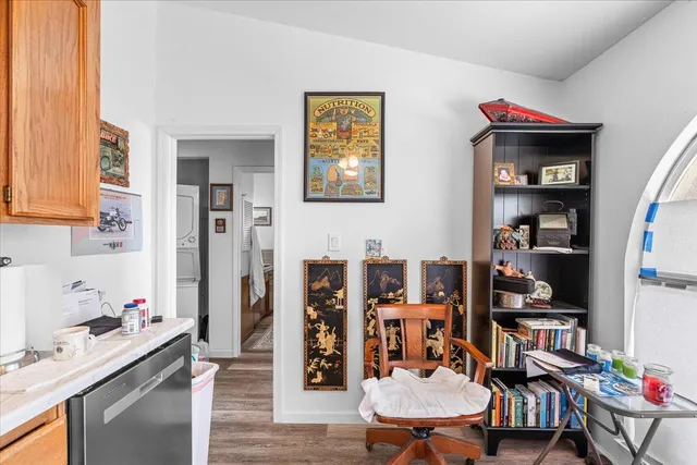 $1,100,000 | 25832 Magnolia Avenue, Escalon, CA 95320