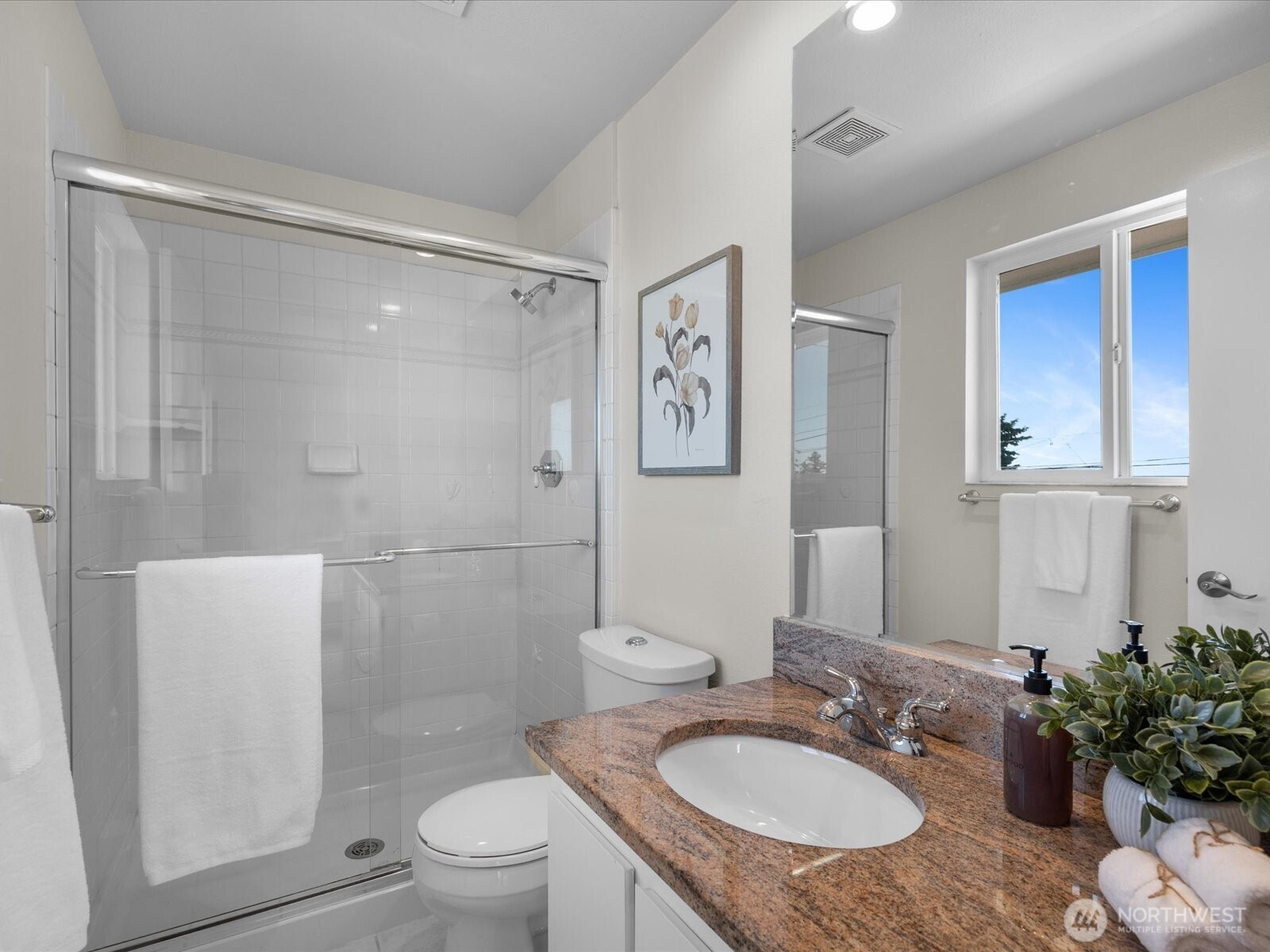 3420 West 3rd Street Anacortes, WA 98221 - Photo 15 of 40