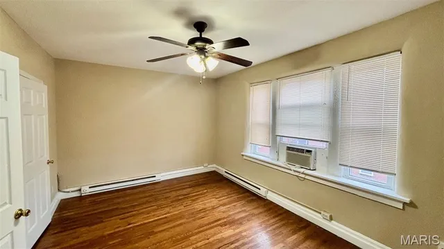 $725 | 7166 Lyndover Place, Unit F, St. Louis, MO 63143