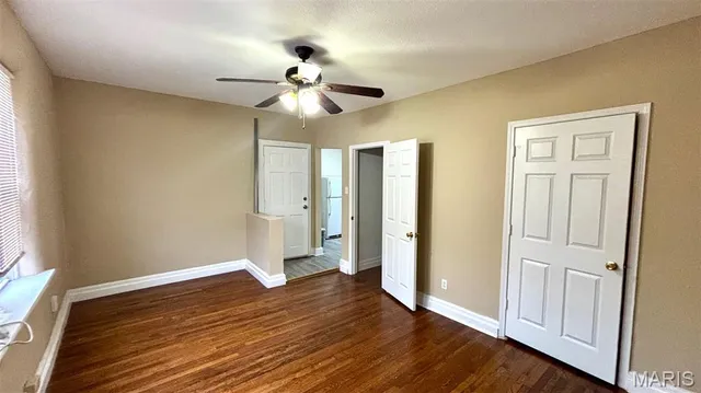 $725 | 7166 Lyndover Place, Unit F, St. Louis, MO 63143