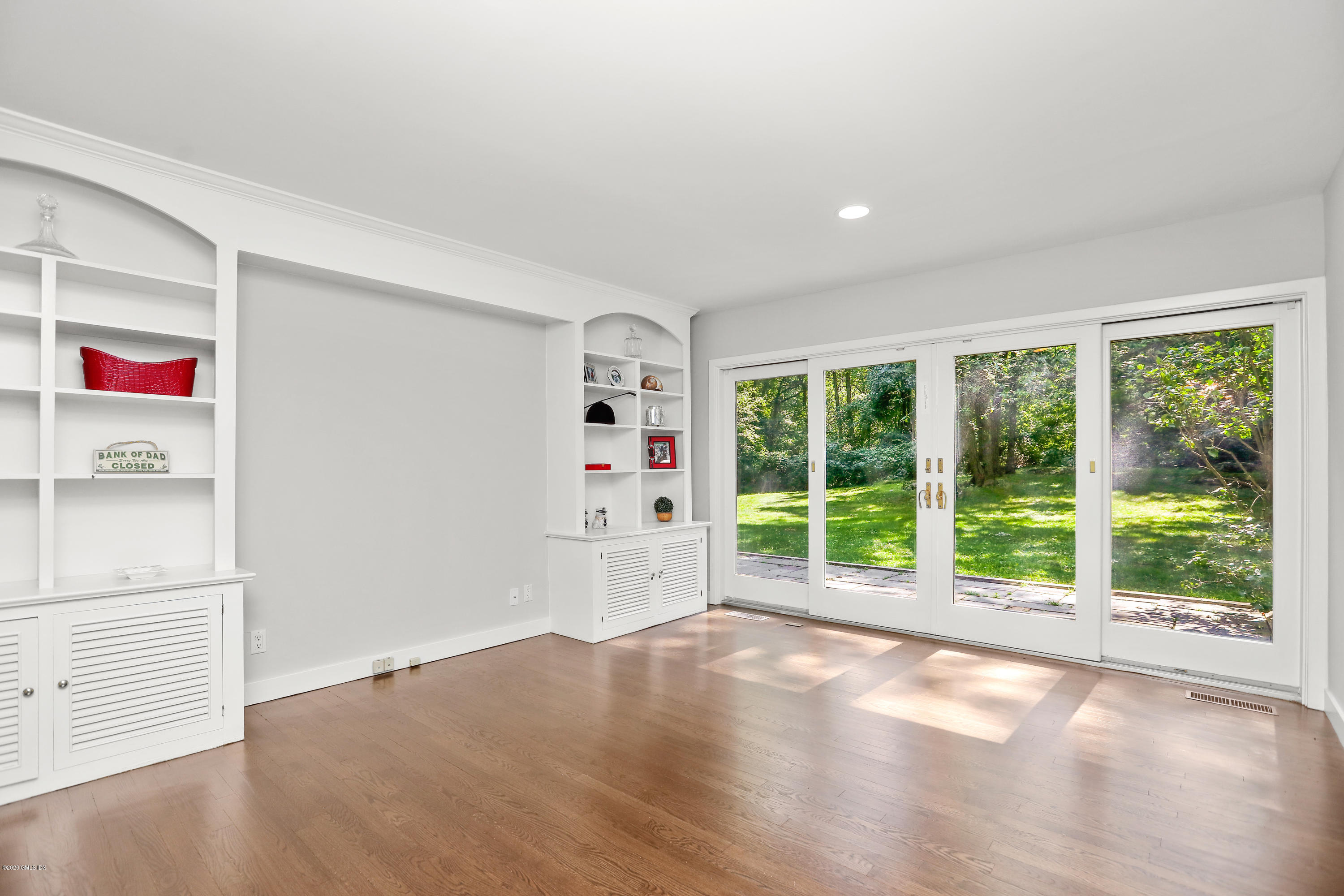 20 Harkim Road Greenwich, CT 06831 - Photo 11 of 29 018-012-015-4200x2800-300dpi