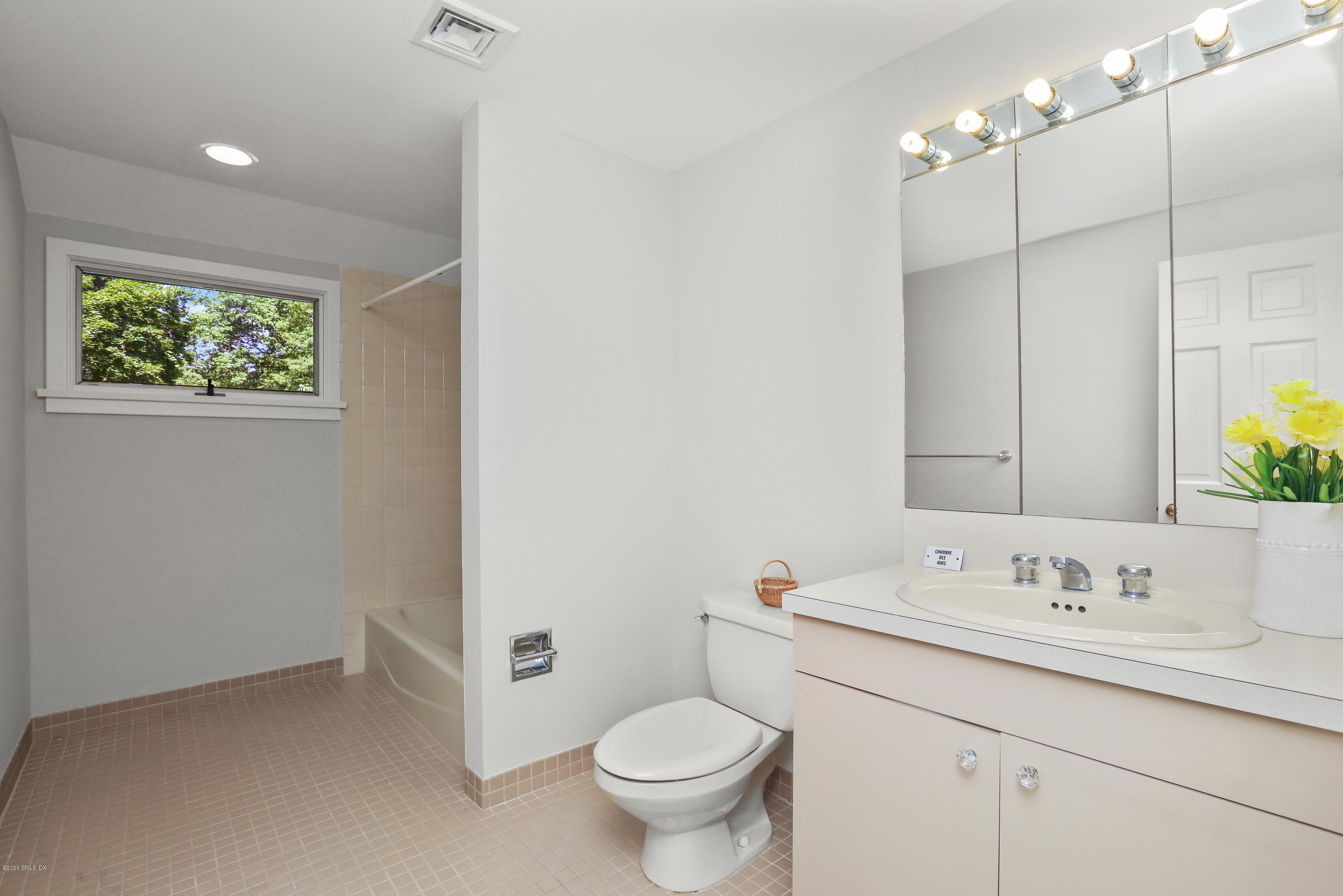 20 Harkim Road Greenwich, CT 06831 - Photo 22 of 29 029-027-026-4200x2805-300dpi