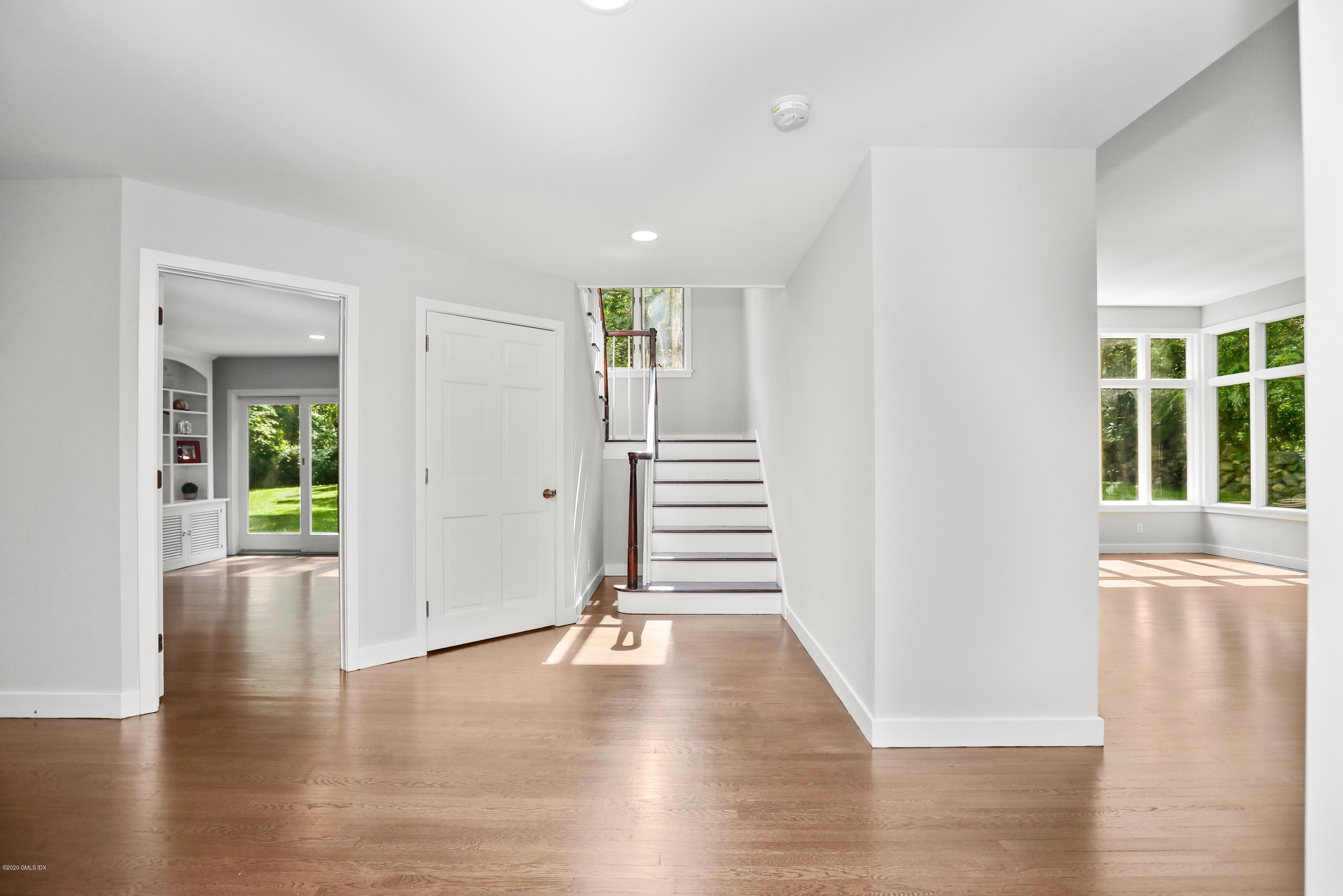 20 Harkim Road Greenwich, CT 06831 - Photo 7 of 29 017-013-014-4200x2802-300dpi