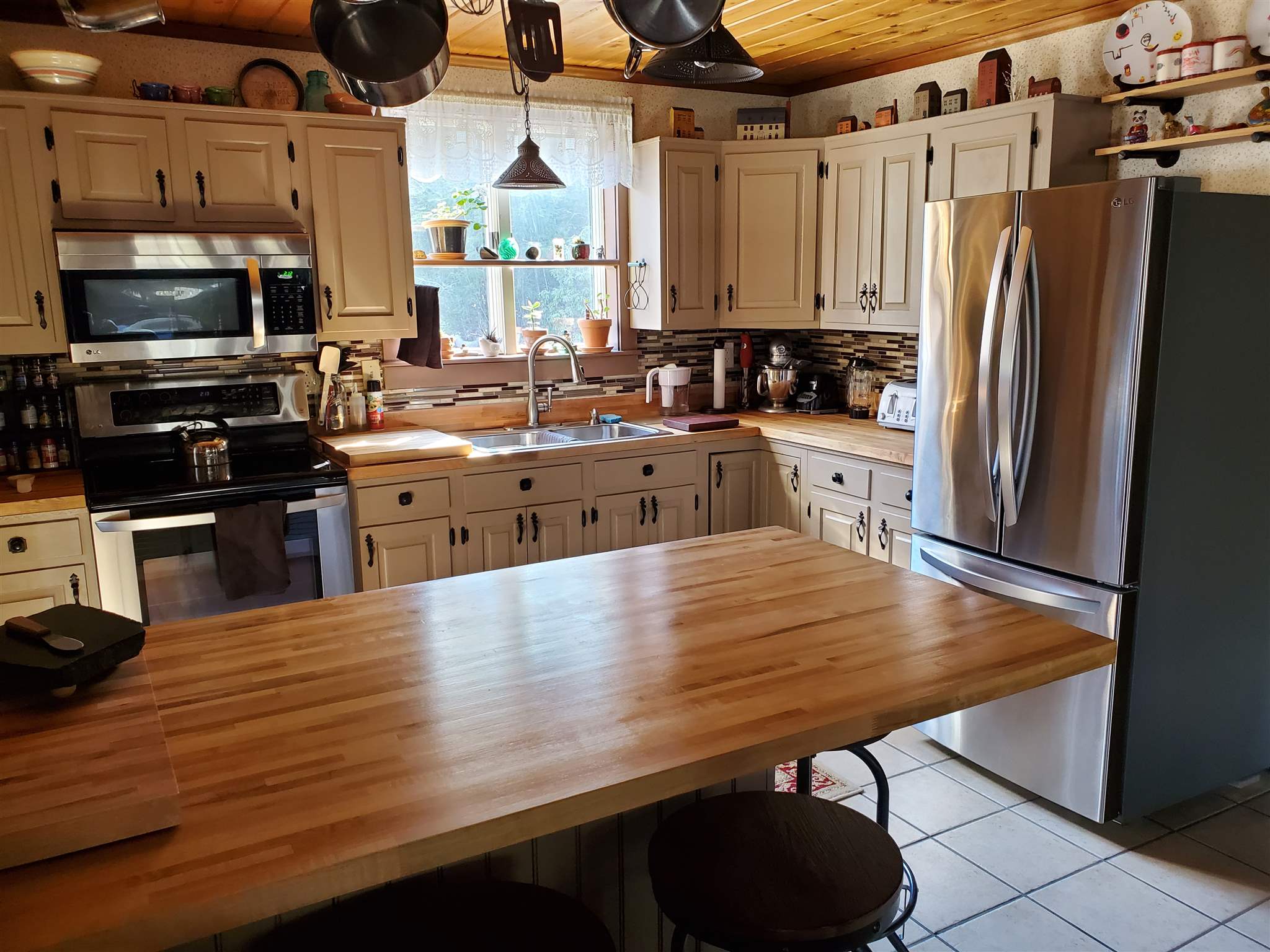 98 Darby Hill Road Rockingham, VT 05101 - Photo 1 of 28