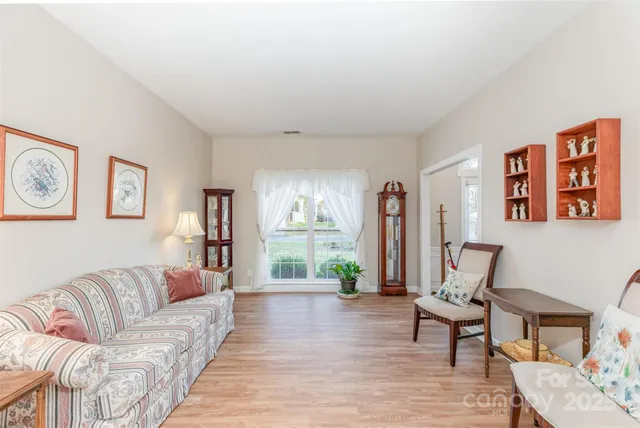 $675,000 | 419 Matthews Estates Road, Matthews, NC 28105