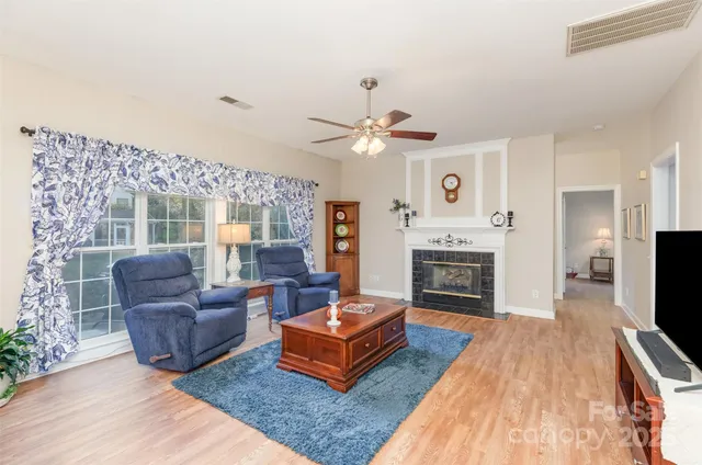 $675,000 | 419 Matthews Estates Road, Matthews, NC 28105