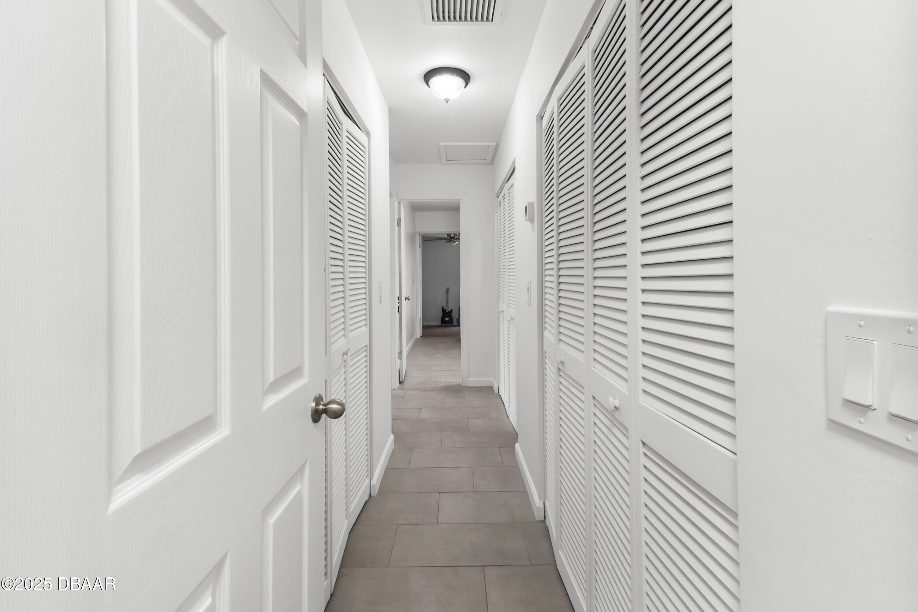1870 Air Park Road Edgewater, FL 32141 - Photo 23 of 39 Hallway