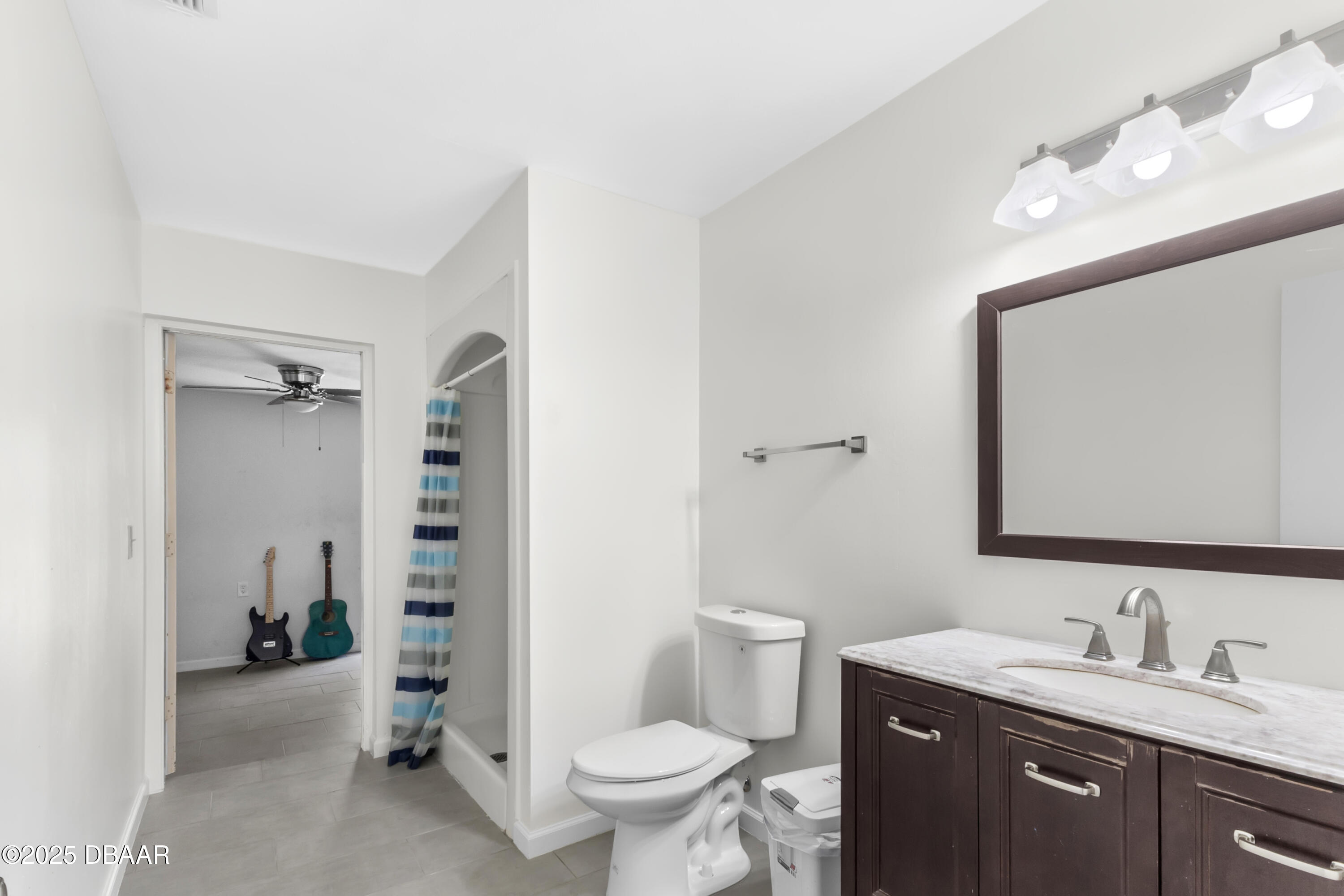 1870 Air Park Road Edgewater, FL 32141 - Photo 26 of 39 In Law Suite Bathroom