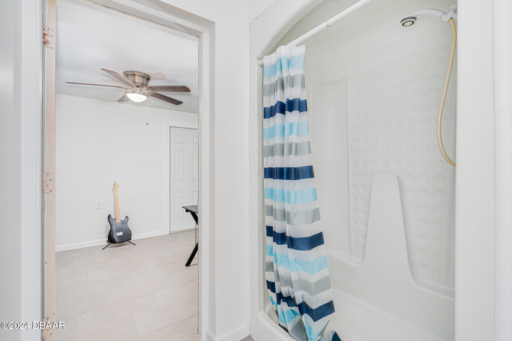 1870 Air Park Road Edgewater, FL 32141 - Photo 27 of 39 In Law Suite Bathroom