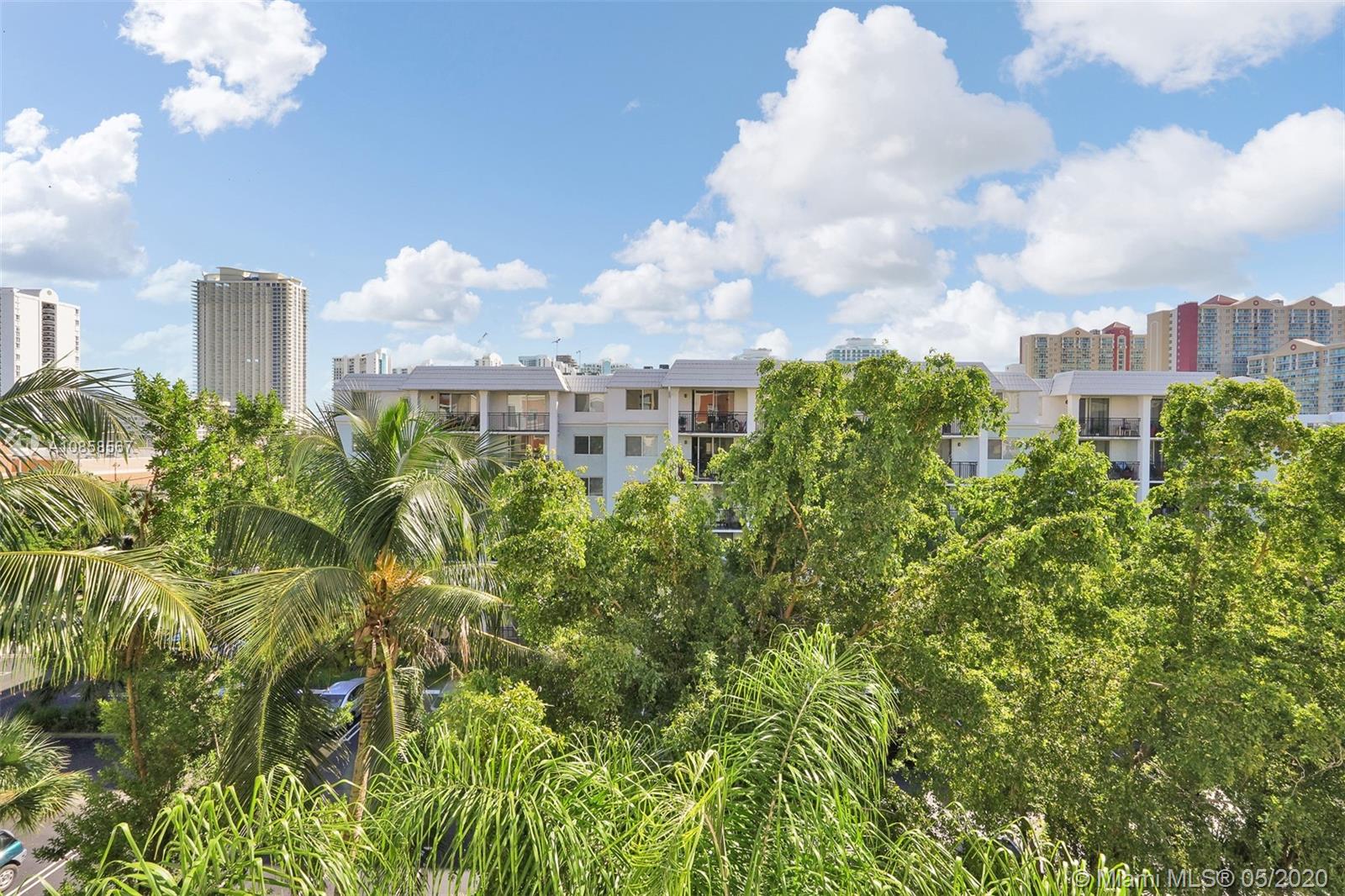 17145 North Bay Road, Unit 4510 Sunny Isles Beach, FL 33160 - Photo 3 of 33