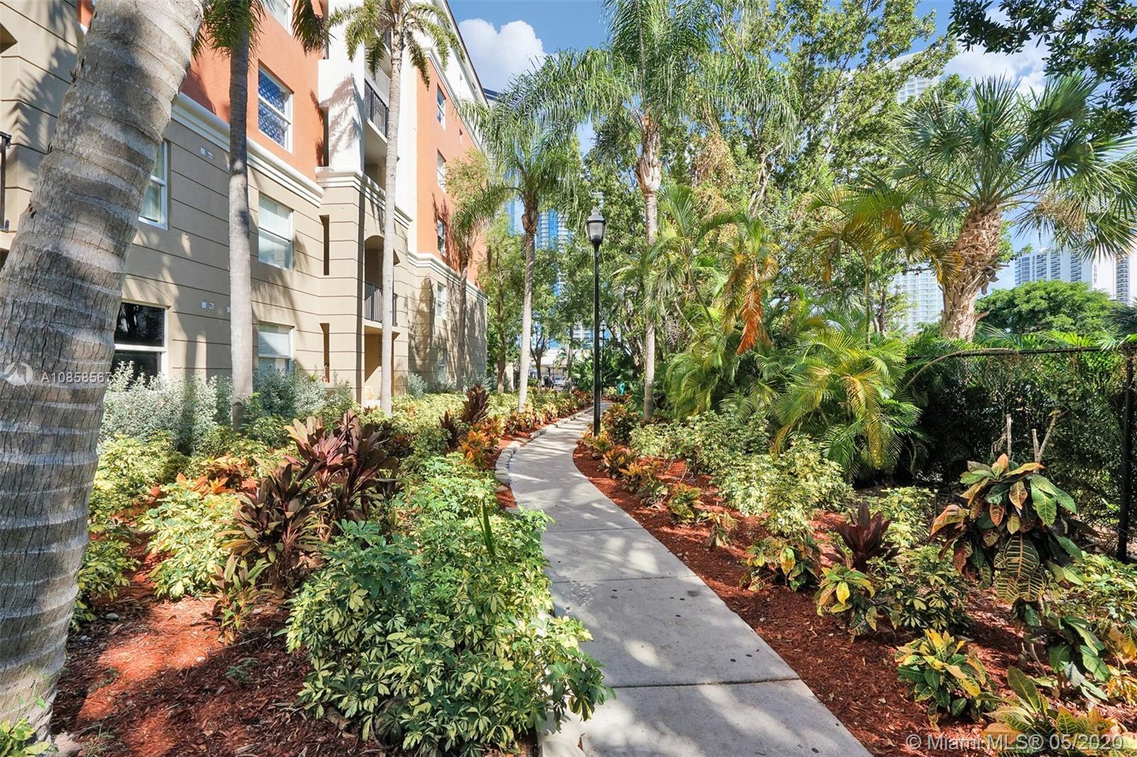 17145 North Bay Road, Unit 4510 Sunny Isles Beach, FL 33160 - Photo 25 of 33