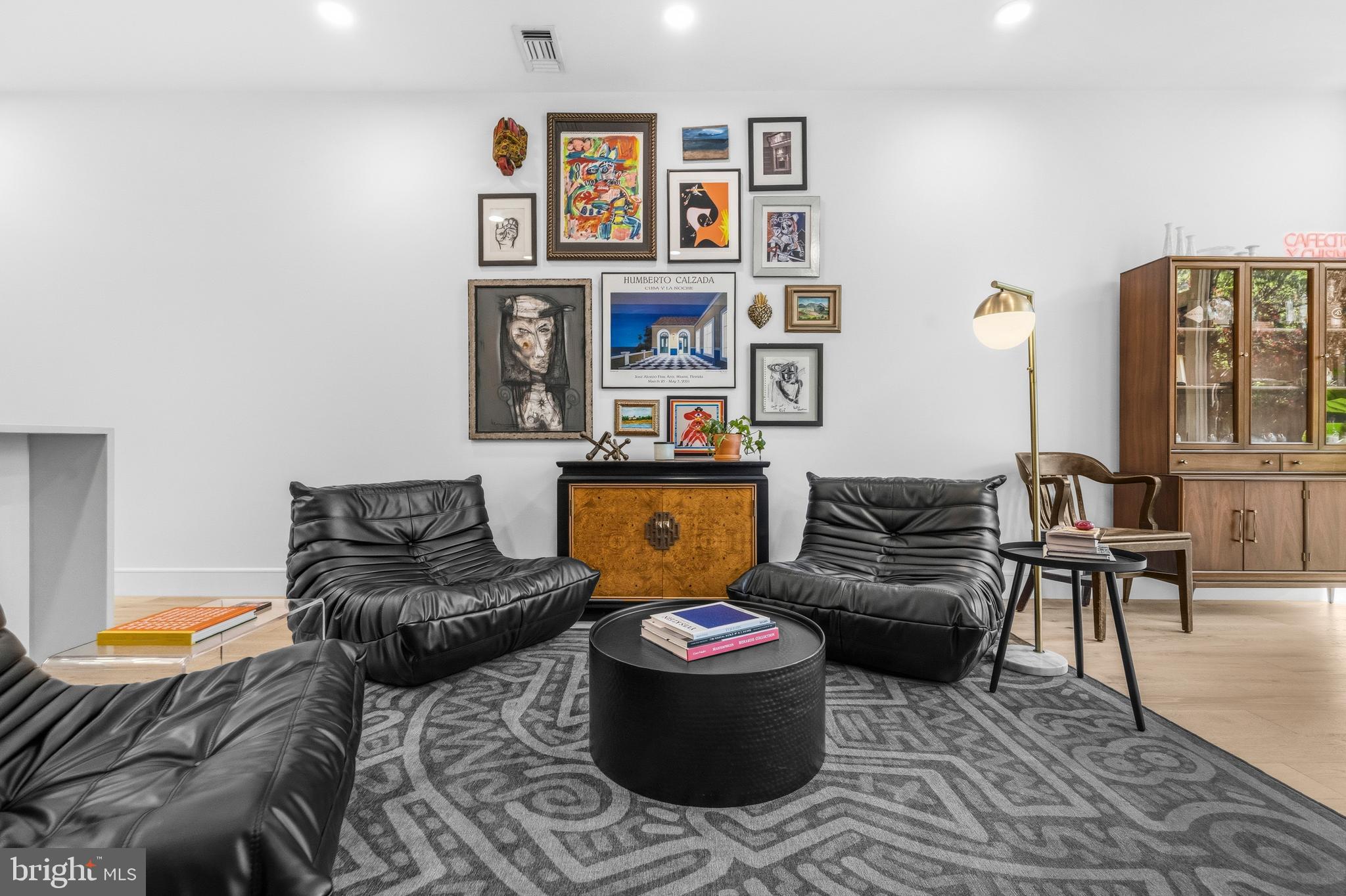 1729 T Street Northwest, Unit 3 Washington, DC 20009 - Photo 10 of 39