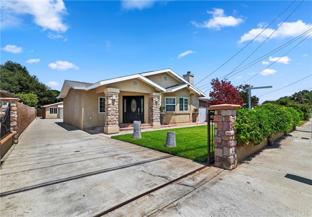 4991 Rose Avenue Riverside, CA 92505 - Photo 1 of 1