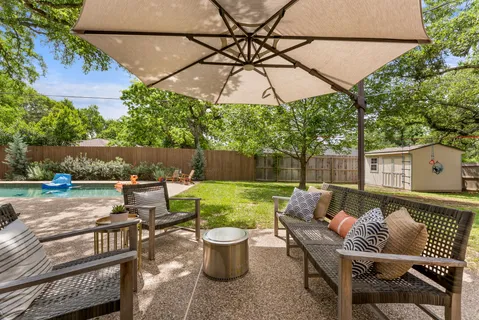 $985,000 | 10503 Spicewood Parkway, Austin, TX 78750