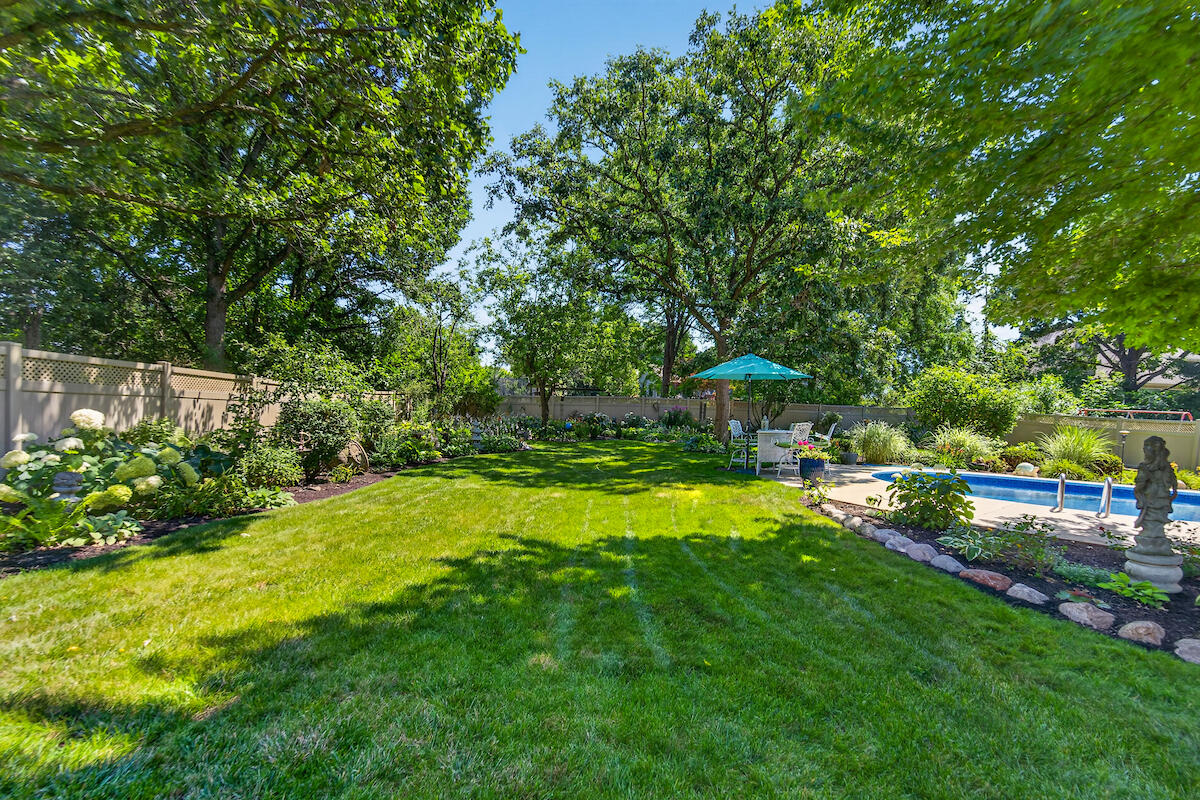 8419 110th Avenue Pleasant Prairie, WI 53158 - Photo 34 of 41 8419 Backyard 1