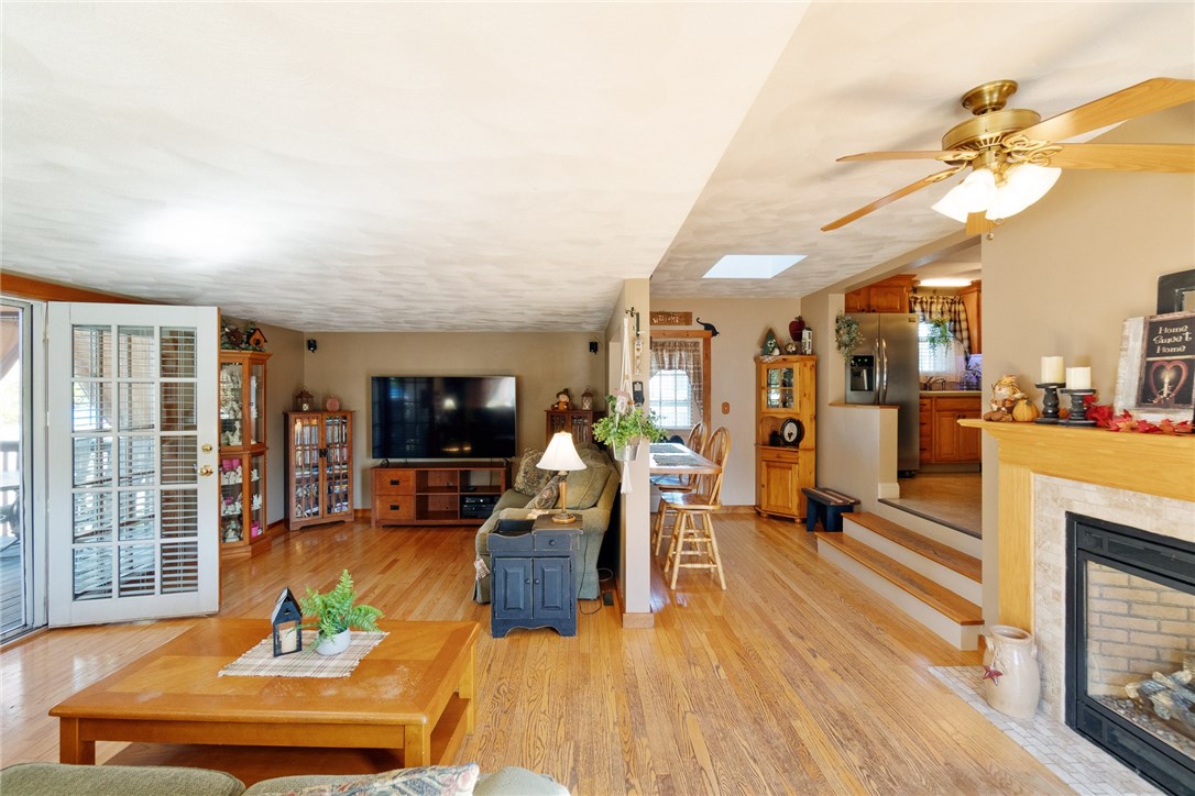 44 Ralston Street Warwick, RI 02888 - Photo 12 of 35