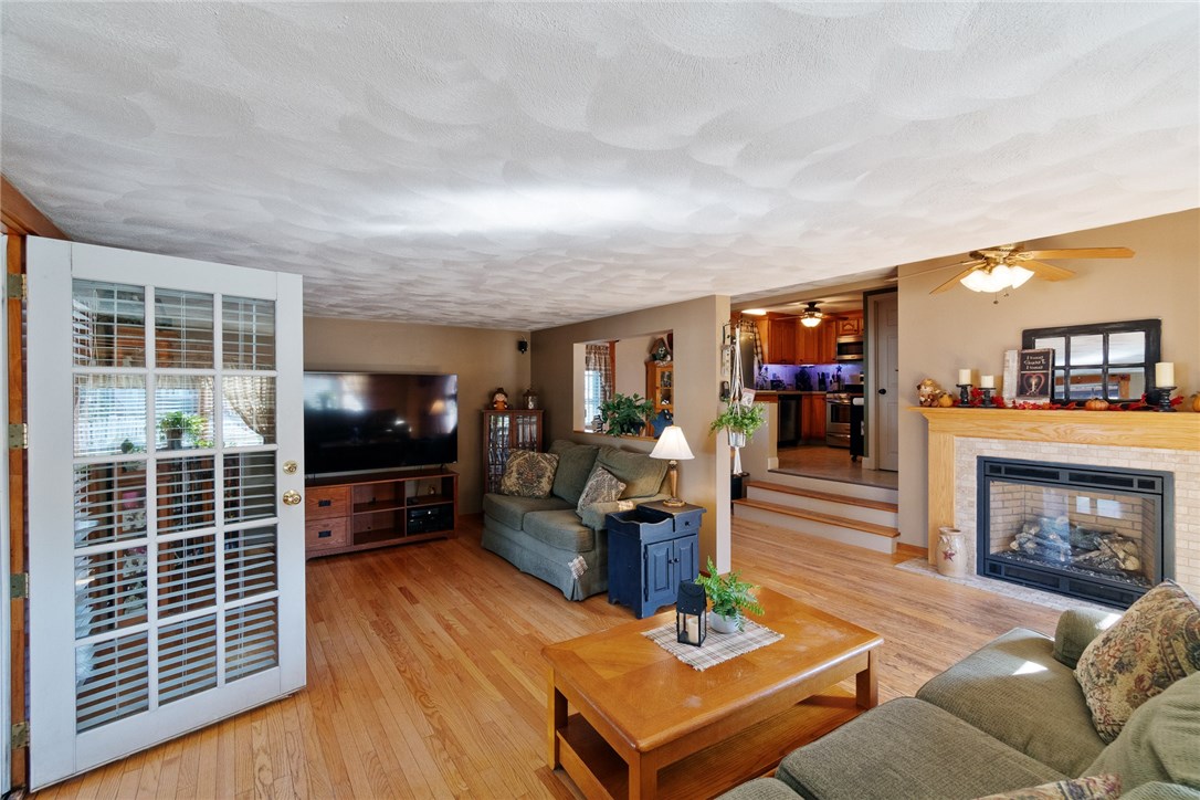 44 Ralston Street Warwick, RI 02888 - Photo 13 of 35