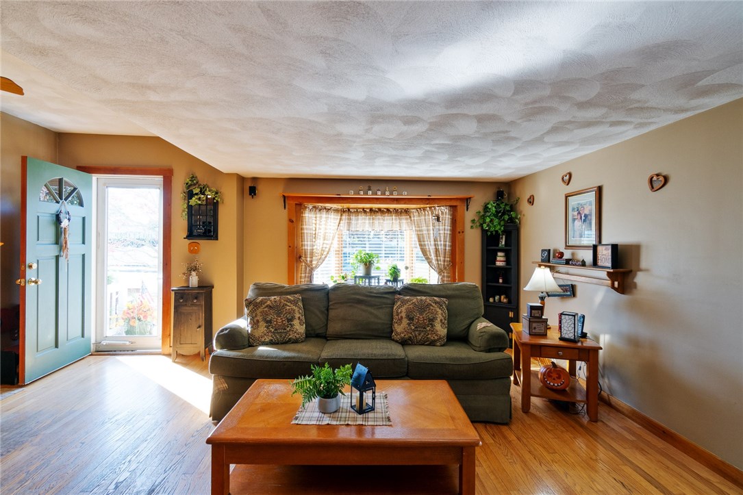 44 Ralston Street Warwick, RI 02888 - Photo 14 of 35