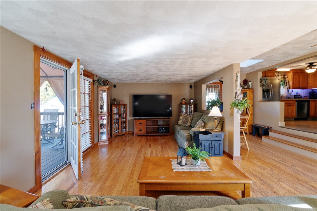 44 Ralston Street Warwick, RI 02888 - Photo 16 of 35