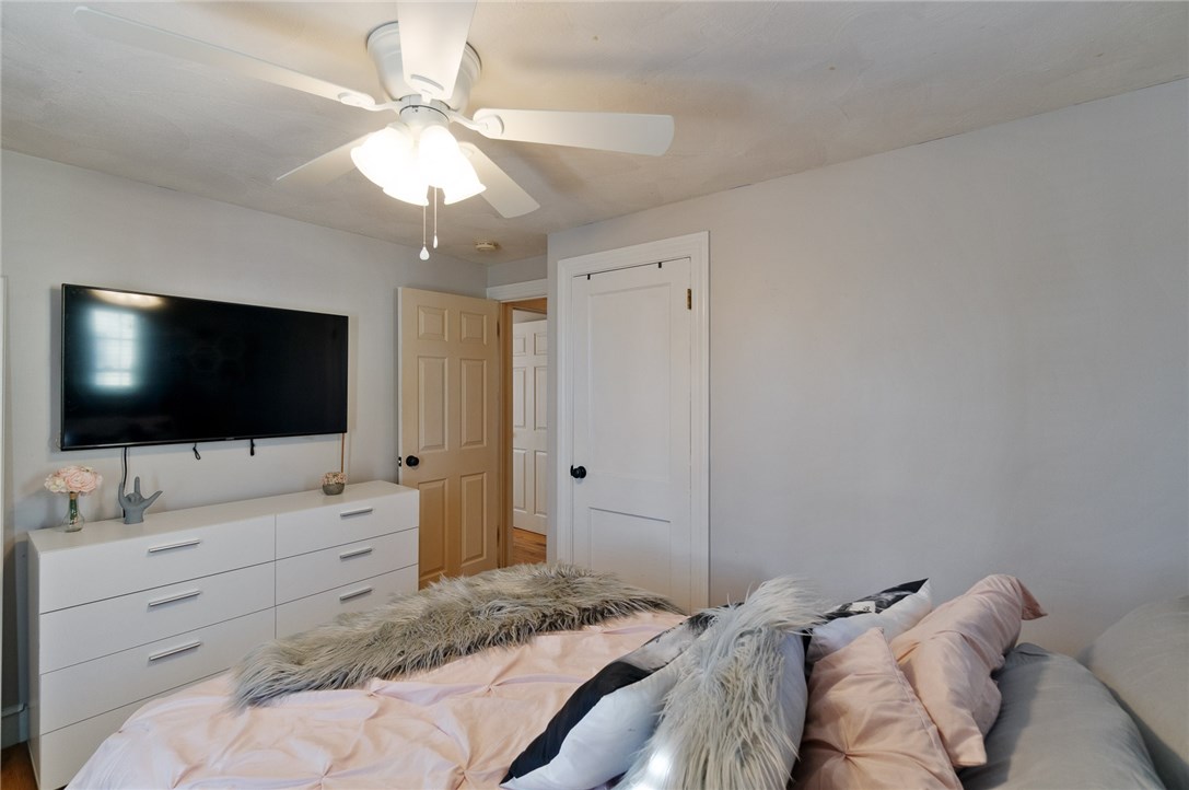 44 Ralston Street Warwick, RI 02888 - Photo 20 of 35