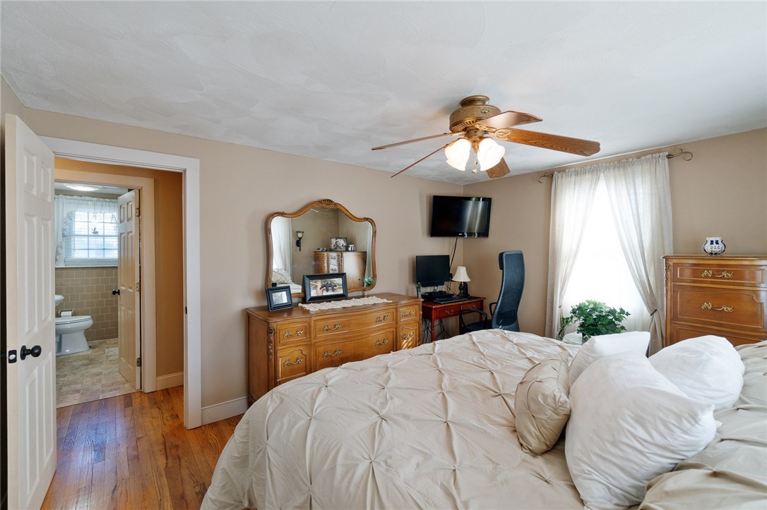 44 Ralston Street Warwick, RI 02888 - Photo 22 of 35