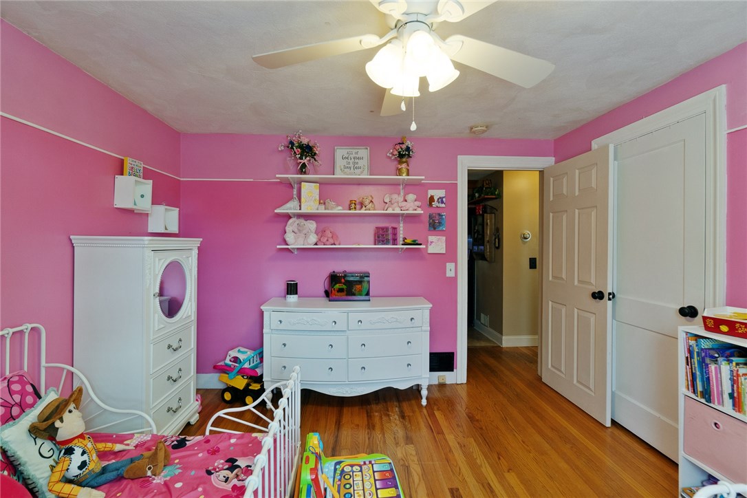 44 Ralston Street Warwick, RI 02888 - Photo 27 of 35