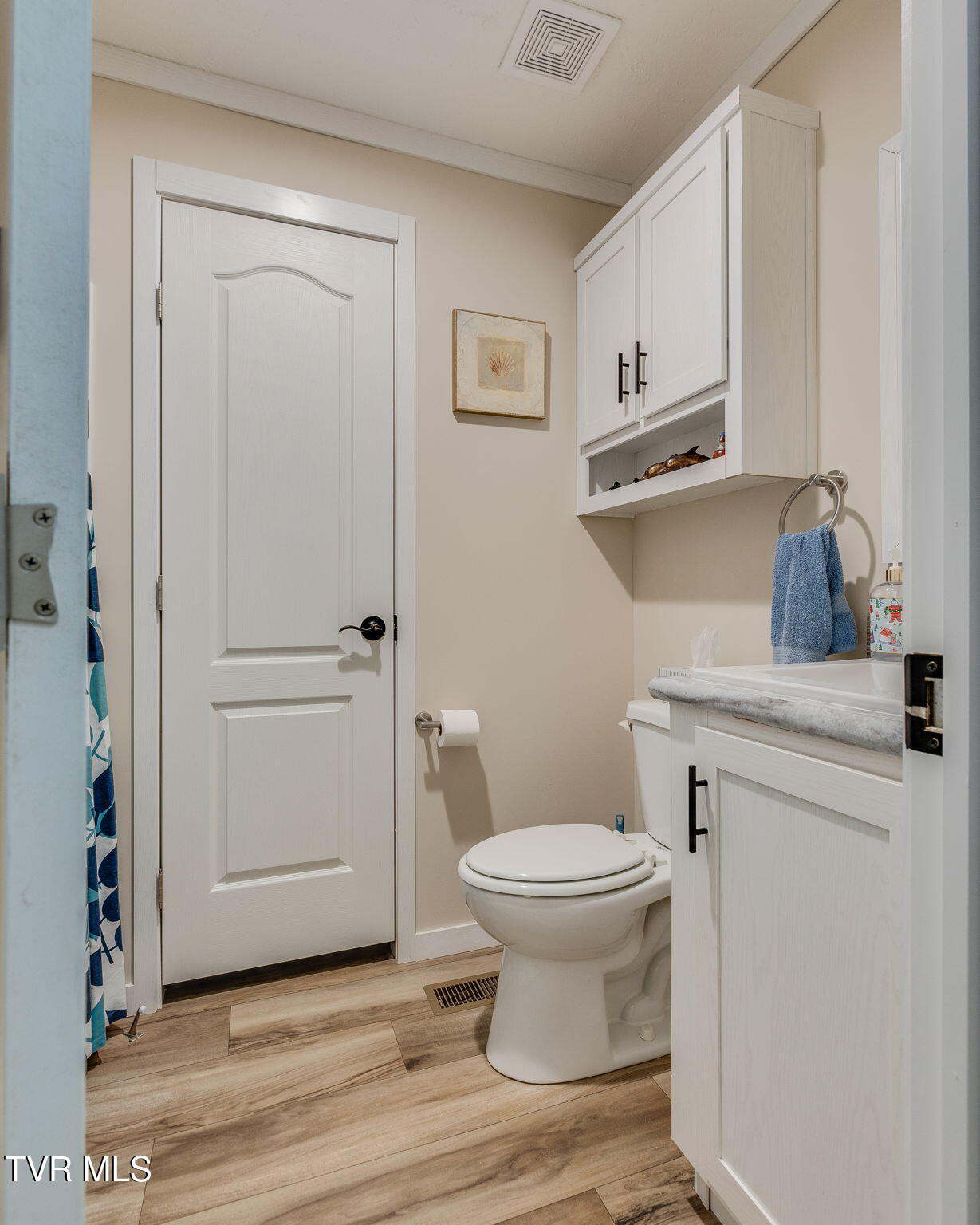 2215 Little Valley Road Kingsport, TN 37660 - Photo 11 of 31 011