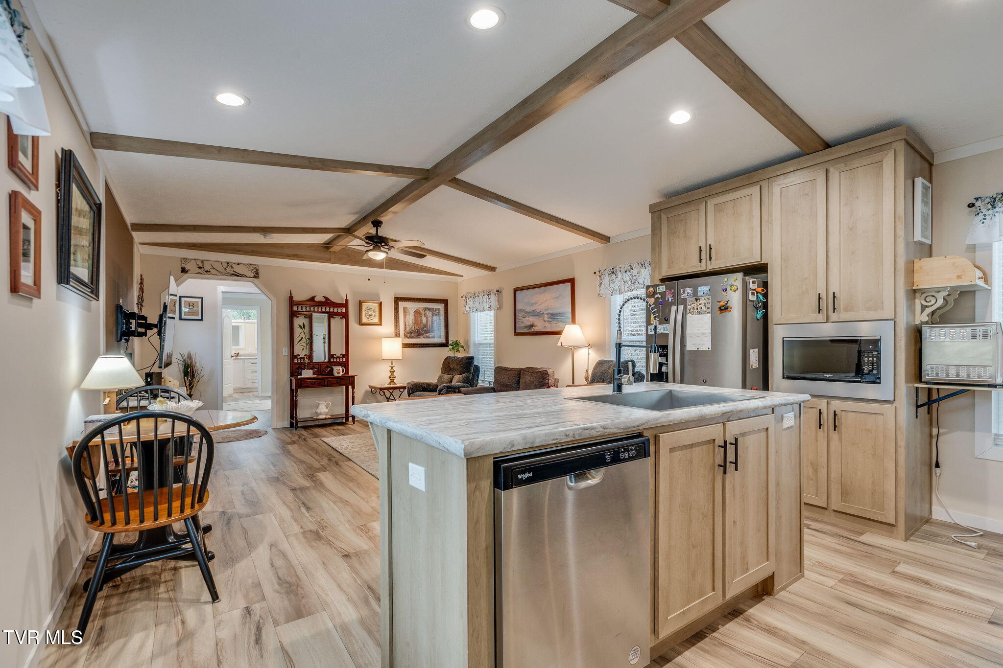 2215 Little Valley Road Kingsport, TN 37660 - Photo 9 of 31 009