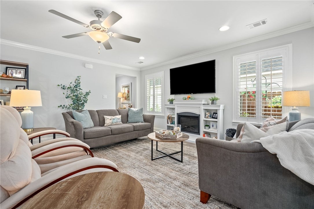 386 Bush Creek Road Opelika, AL 36804 - Photo 5 of 30 Spacious great room with fireplace feature.
