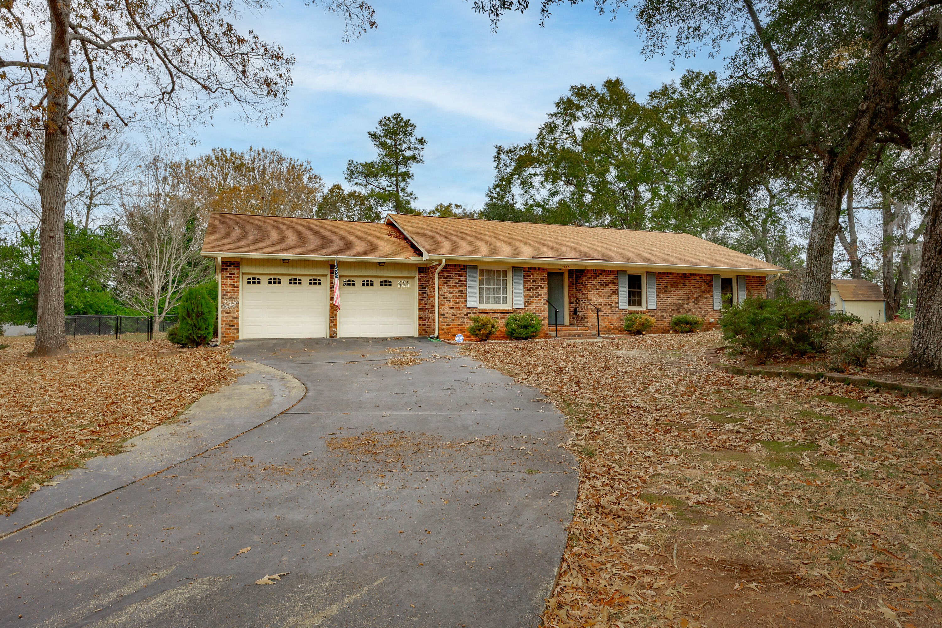 7085 Meeting House Road Dalzell, SC 29040 - Photo 1 of 31 Gallery Image 1