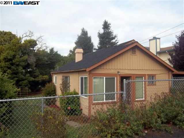 715 El Centro Road El Sobrante, CA 94803 - Photo 1 of 1 Gallery Image 1