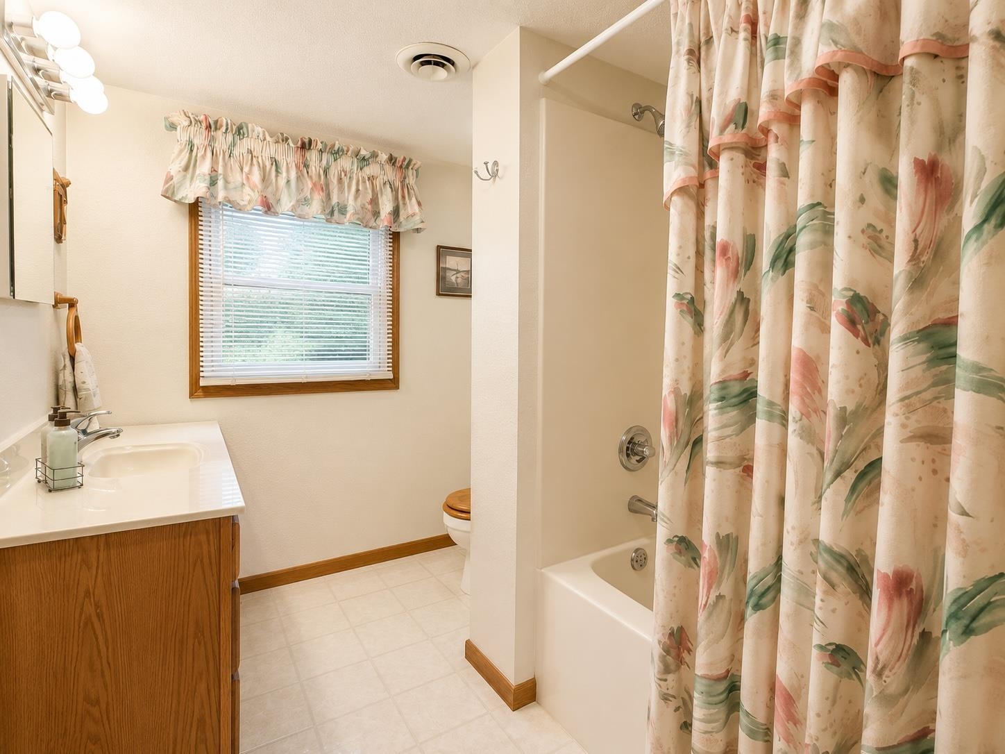 15251 West Coffman Road Forreston, IL 61030 - Photo 7 of 28