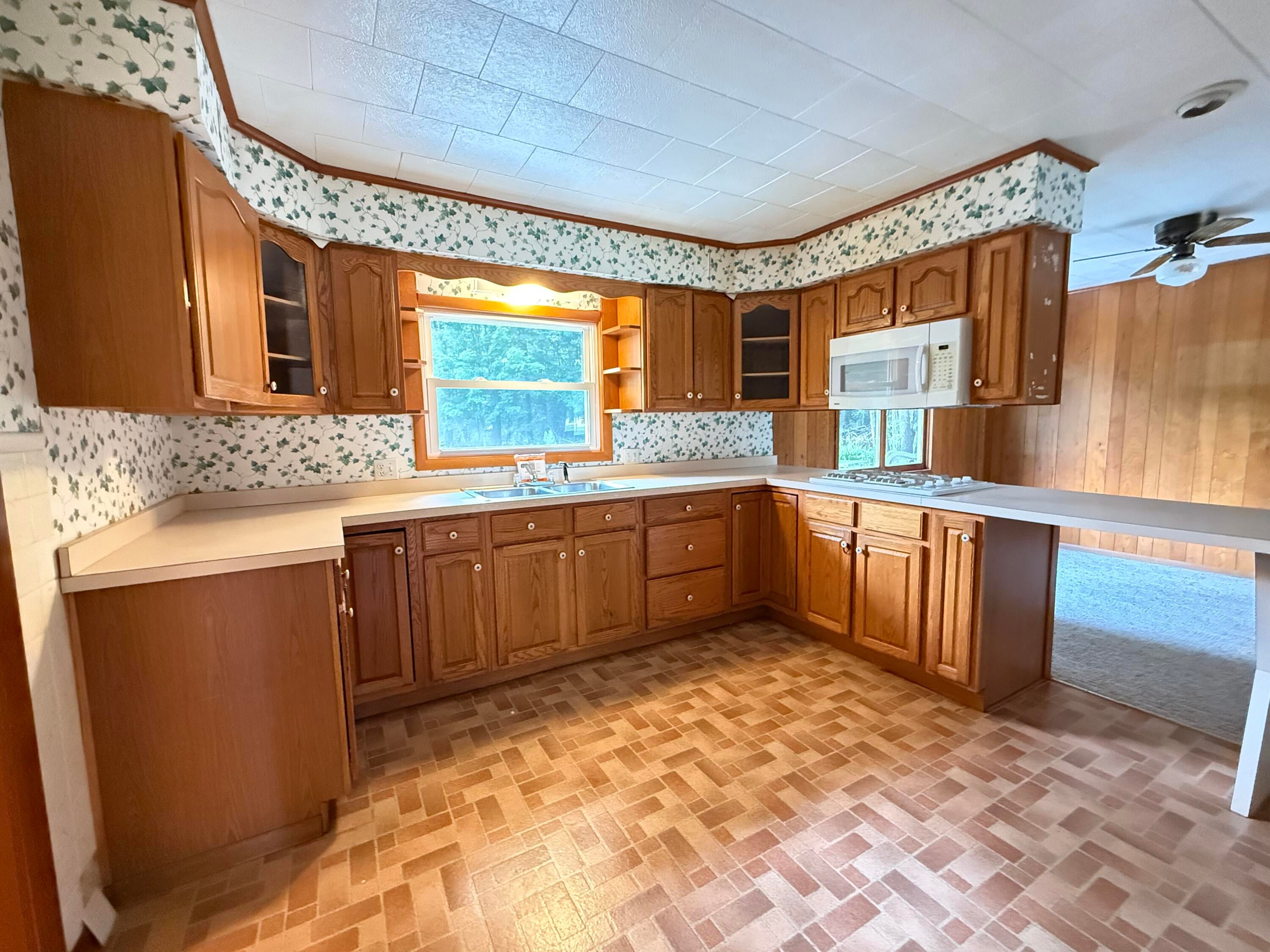 12143 Inverness Trail Road Cheboygan, MI 49721 - Photo 12 of 43 image00009