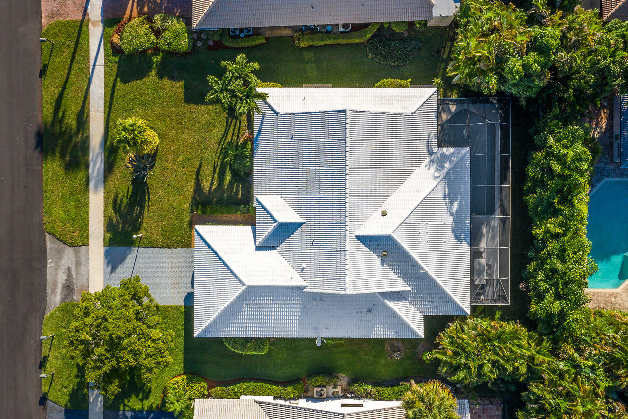 4572 White Cedar Lane Delray Beach, FL 33445 - Photo 32 of 37 an aerial view of a house