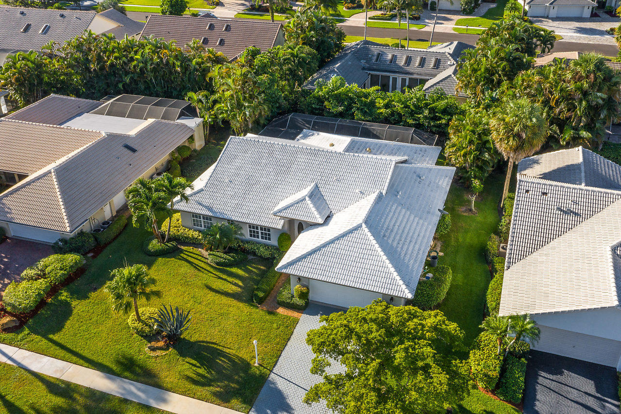 4572 White Cedar Lane Delray Beach, FL 33445 - Photo 35 of 37 an aerial view of a house