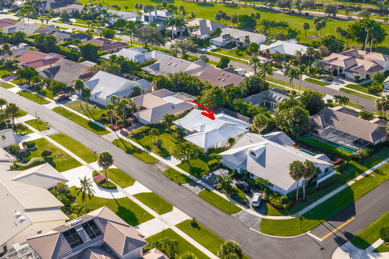 4572 White Cedar Lane Delray Beach, FL 33445 - Photo 37 of 37 an aerial view of residential houses with outdoor space