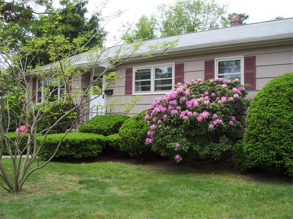 13 Michael Road Randolph, MA 02368 - Photo 1 of 15 Gallery Image 1