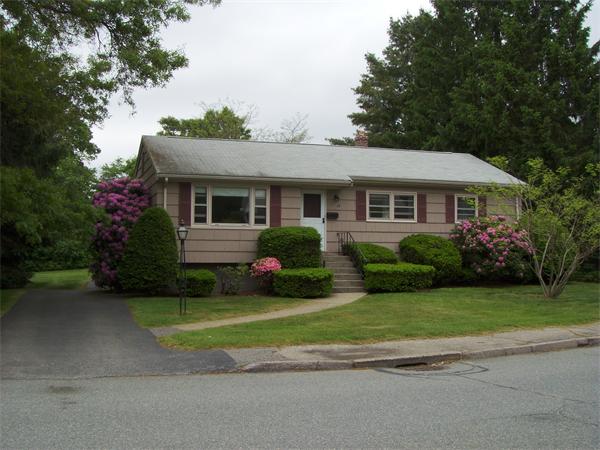 13 Michael Road Randolph, MA 02368 - Photo 2 of 15 Gallery Image 2
