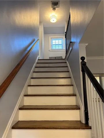 $539,000 | 42 Pelham Parkway, North Providence, RI 02911