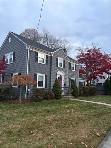$539,000 | 42 Pelham Parkway, North Providence, RI 02911