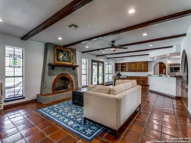 $3,800 | 25334 Bormann Drive, New Braunfels, TX 78132