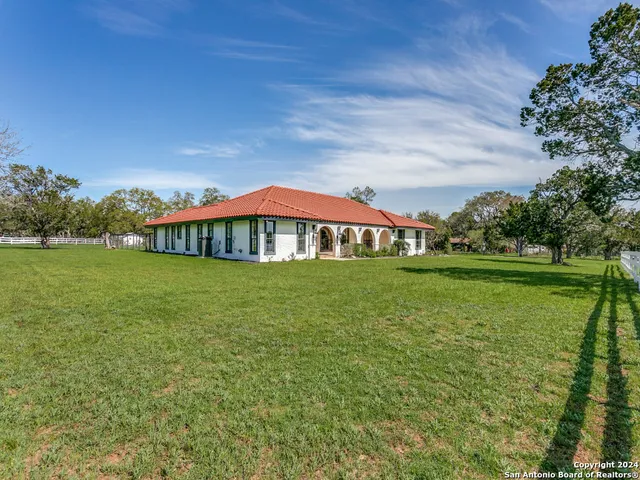 $3,800 | 25334 Bormann Drive, New Braunfels, TX 78132