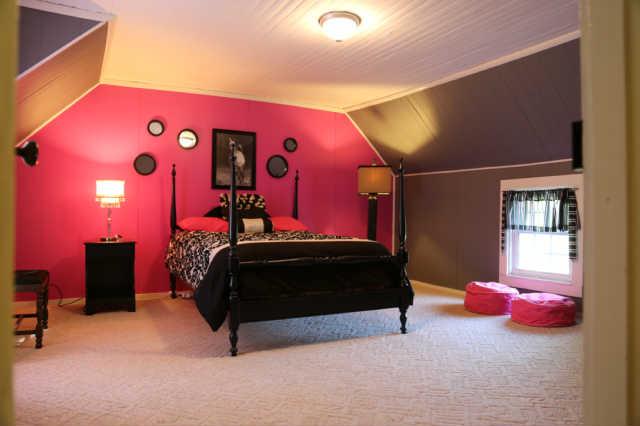 25 Sykes Road Hickman, TN 38567 - Photo 7 of 20 Bedroom 2 is located upstairs.