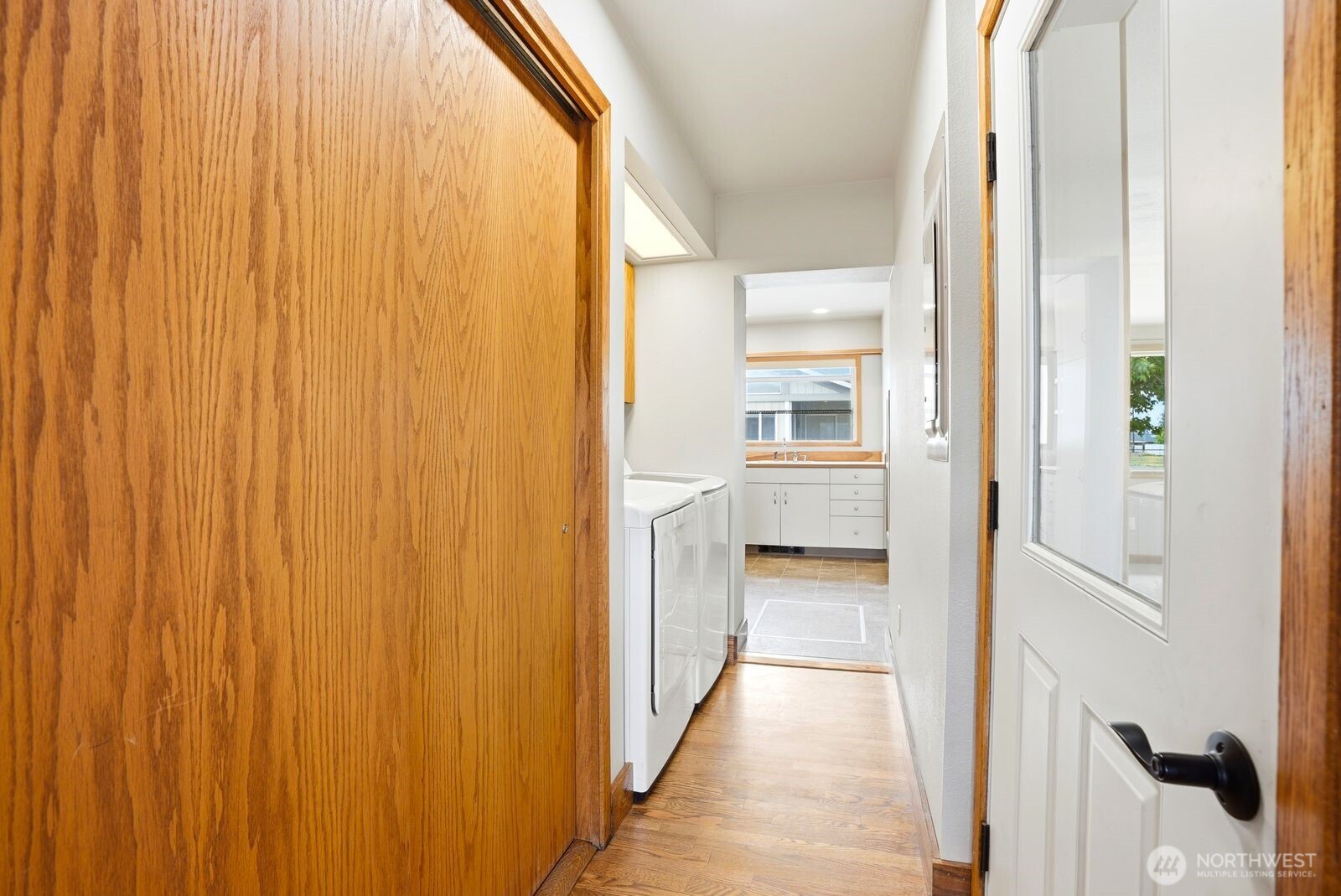 4101 Ahtanum Road Yakima, WA 98903 - Photo 15 of 38