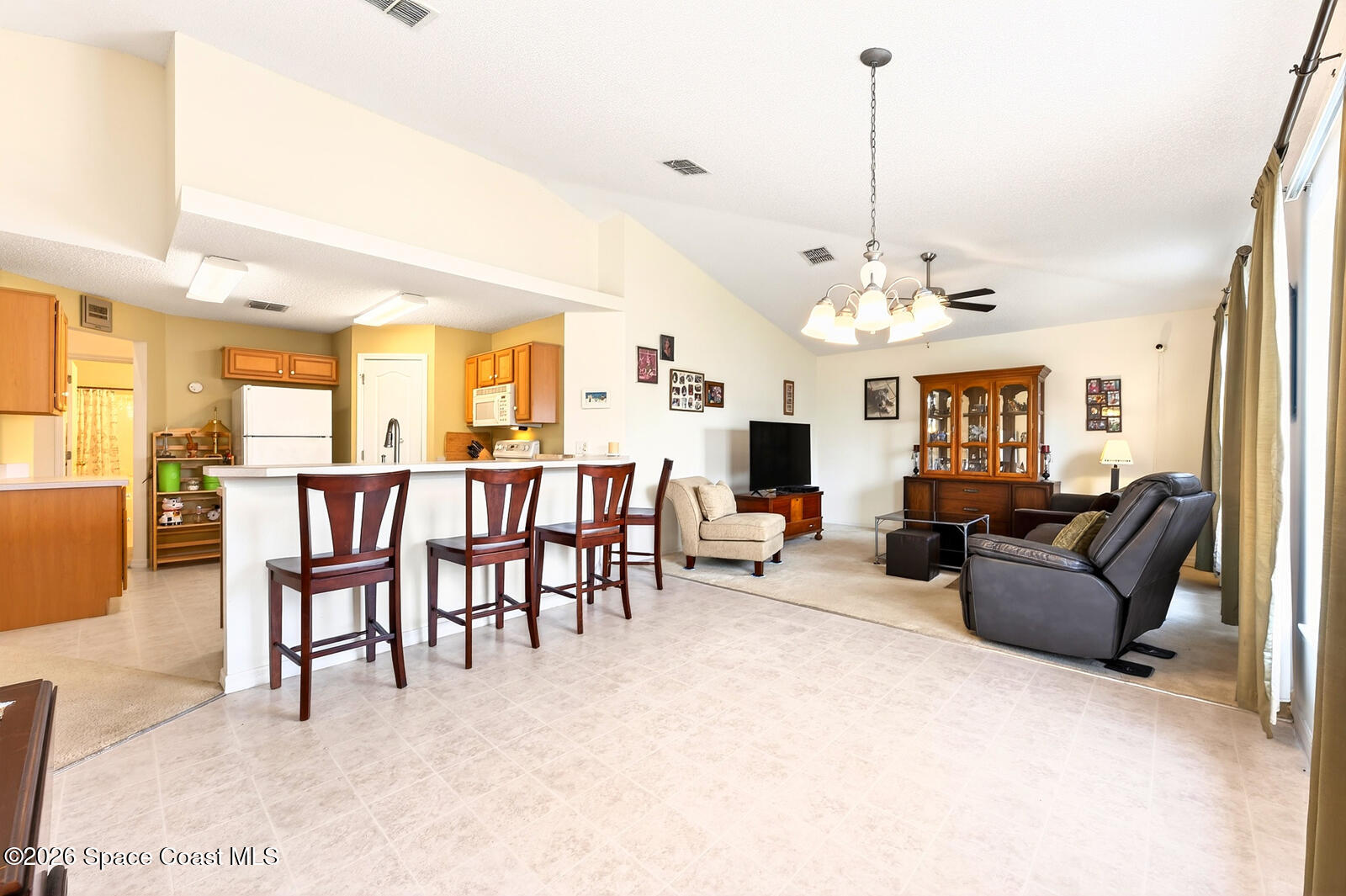 416 Lakeview Road Poinciana, FL 34759 - Photo 21 of 41 DSC_1026