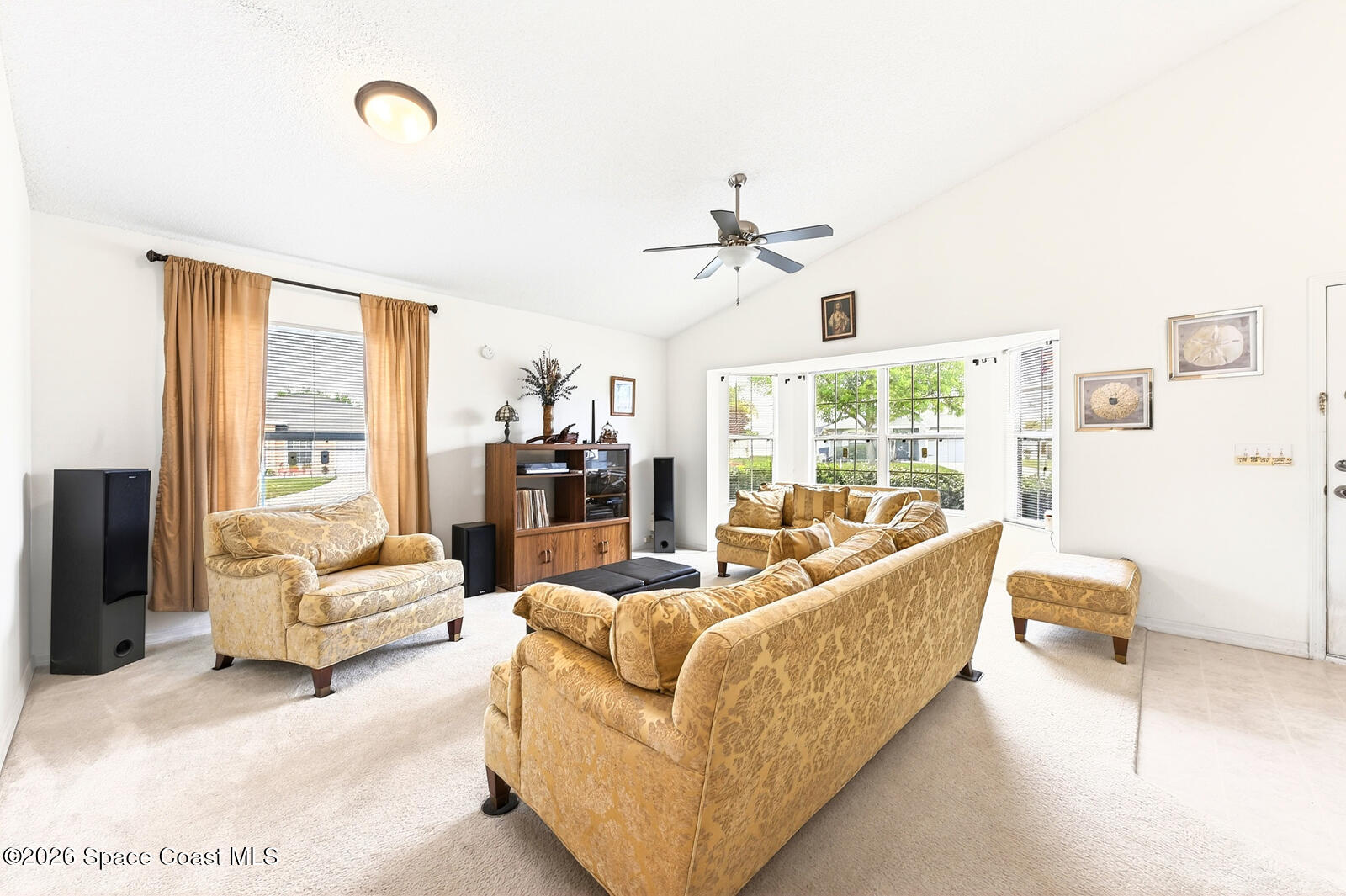 416 Lakeview Road Poinciana, FL 34759 - Photo 6 of 41 DSC_0856