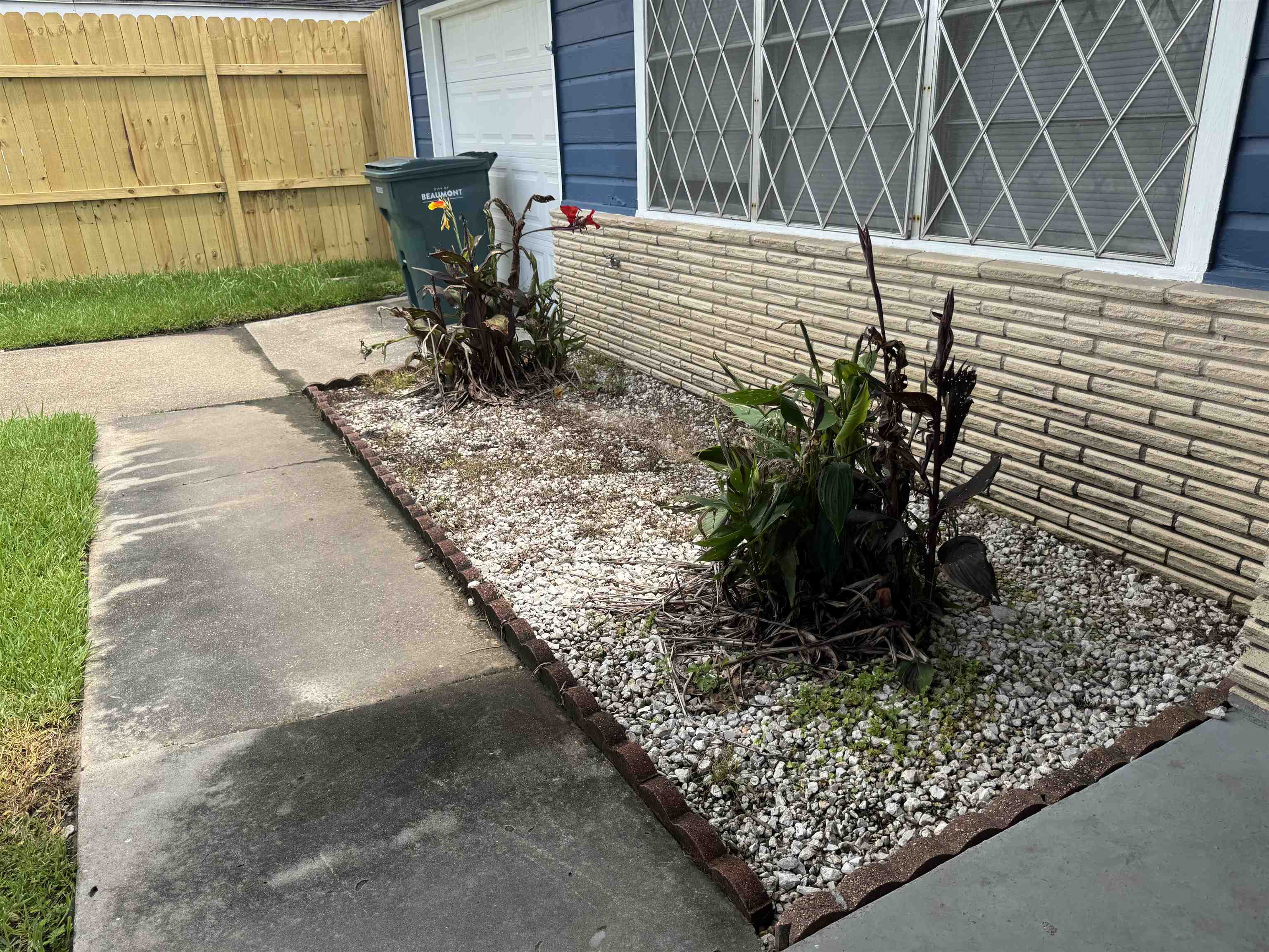 5480 Thames Drive Beaumont, TX 77708 - Photo 3 of 18