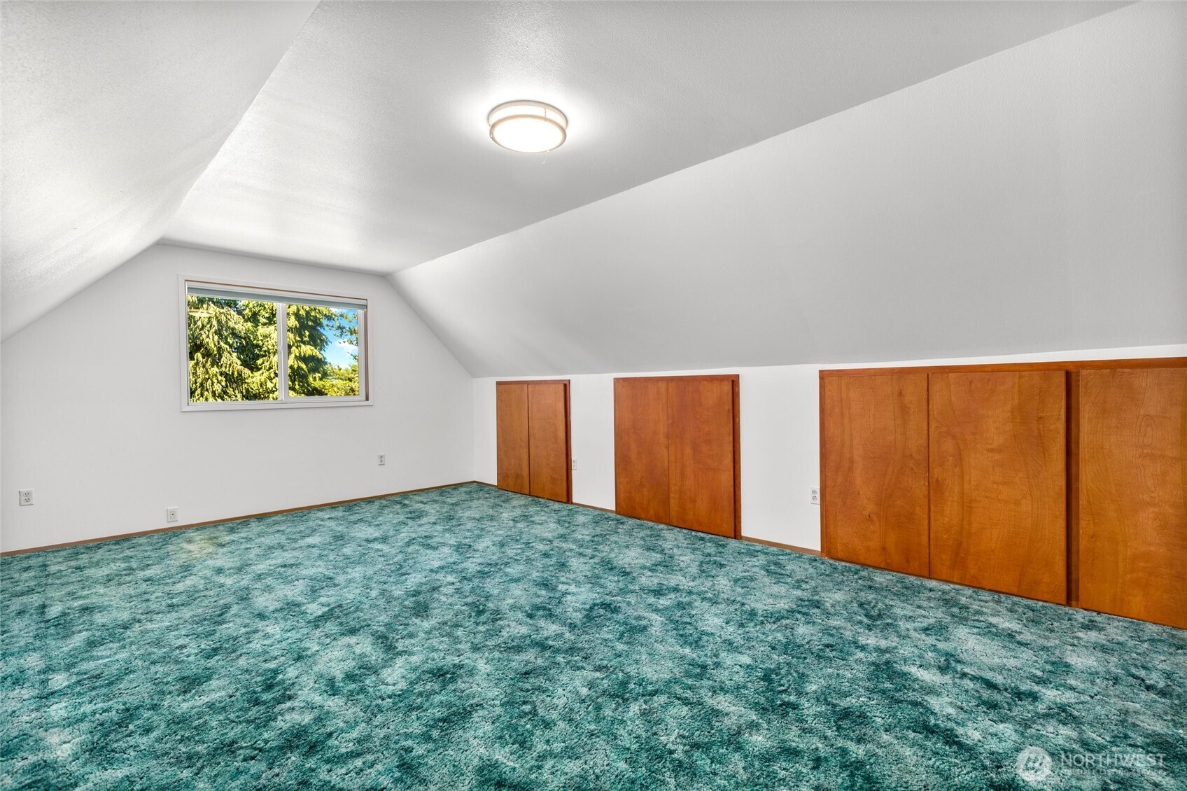 122 Bellflower Road Bothell, WA 98012 - Photo 21 of 34