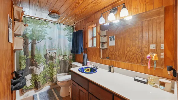 $725,000 | 5775 County Road 200, Liberty Hill, TX 78642