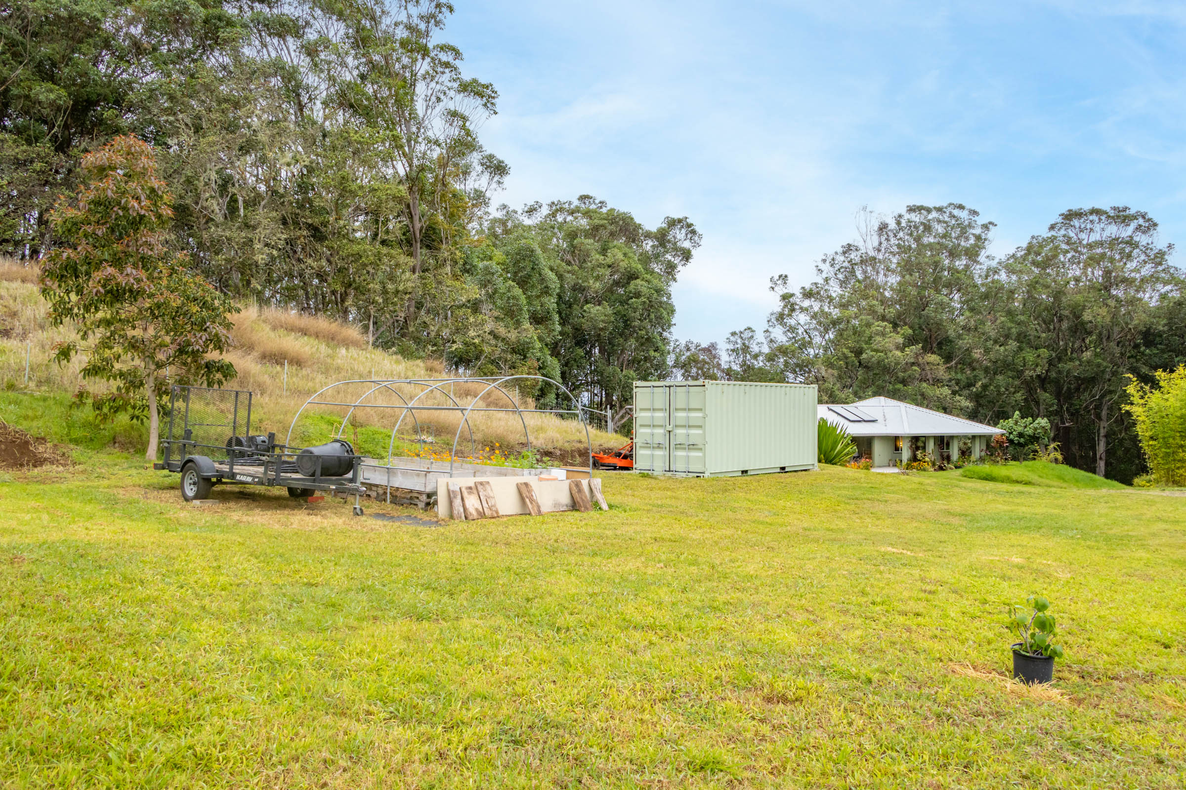 43-2114 Pohakea Mauka Road Paauilo, HI 96776 - Photo 25 of 30 a view of a swimming pool with an outdoor space and seating area